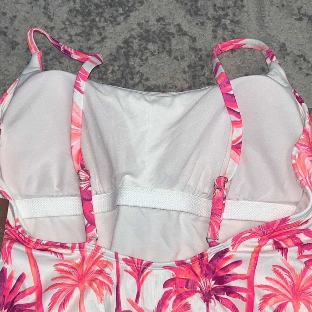 Shade & Shore Women’s Size XL/16 Pink and White Tropical One Piece Swimsuit-New - Picture 6 of 7